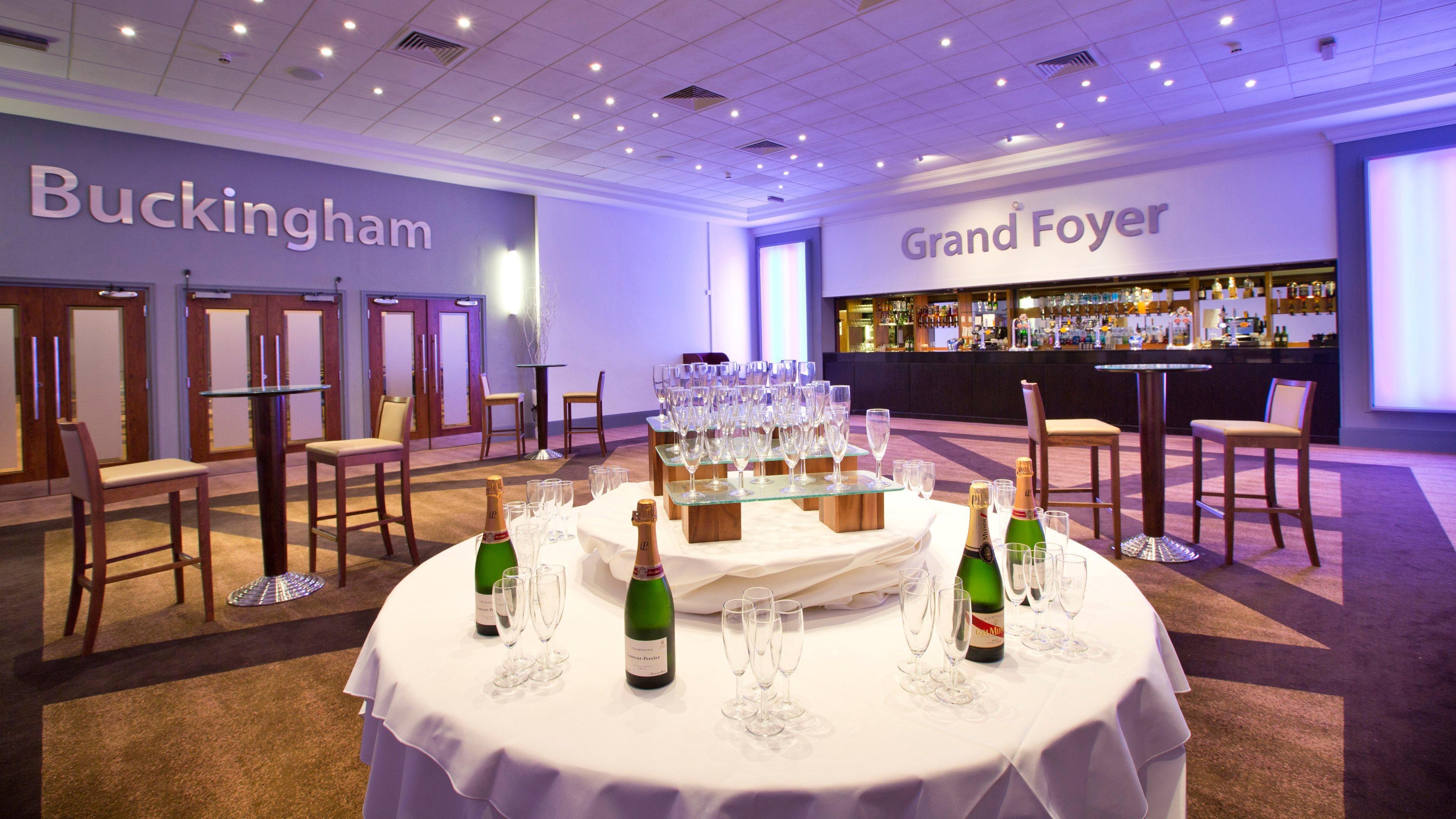 Holiday Inn Peterborough West By Ihg Extérieur photo
