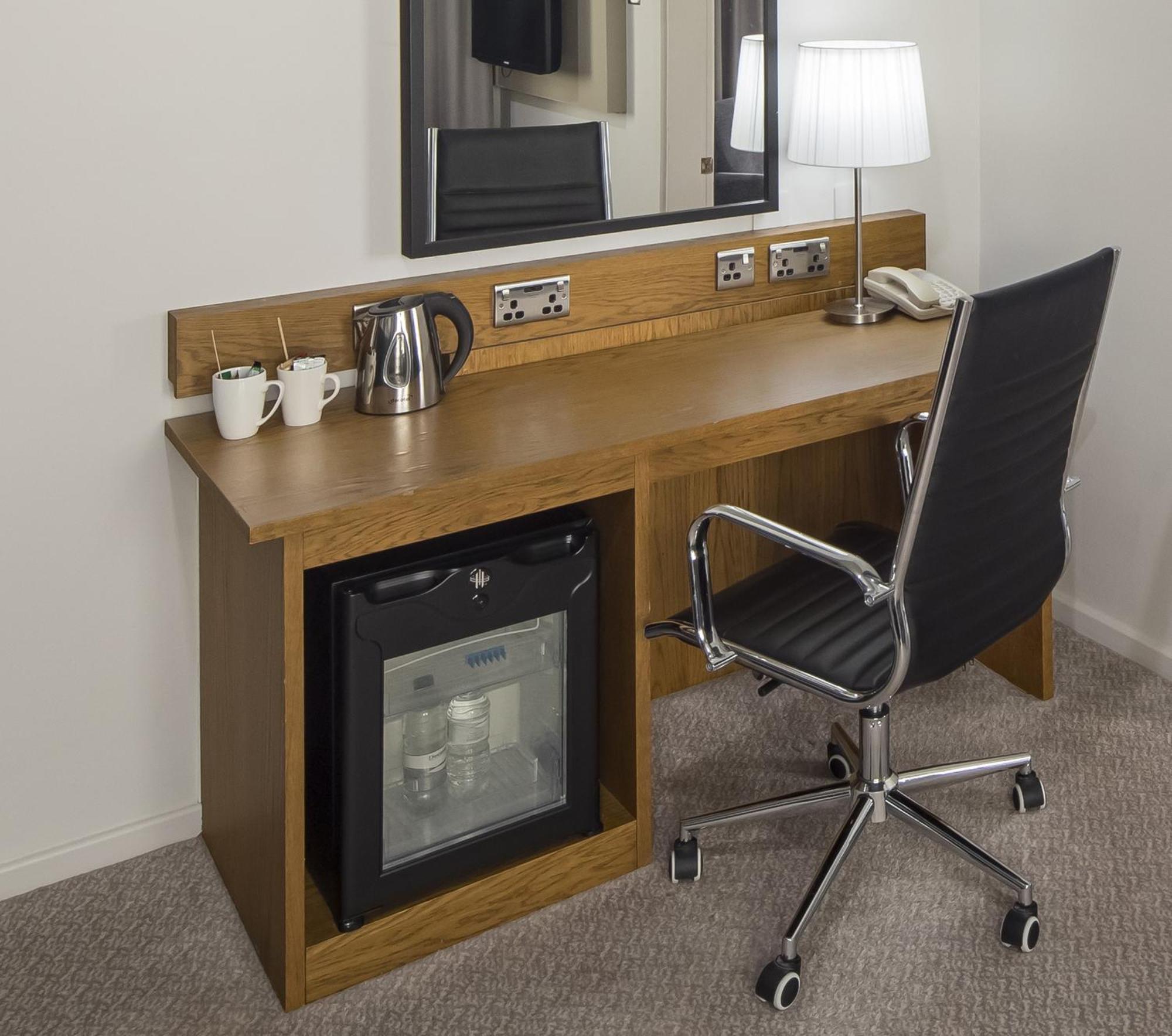 Holiday Inn Peterborough West By Ihg Extérieur photo